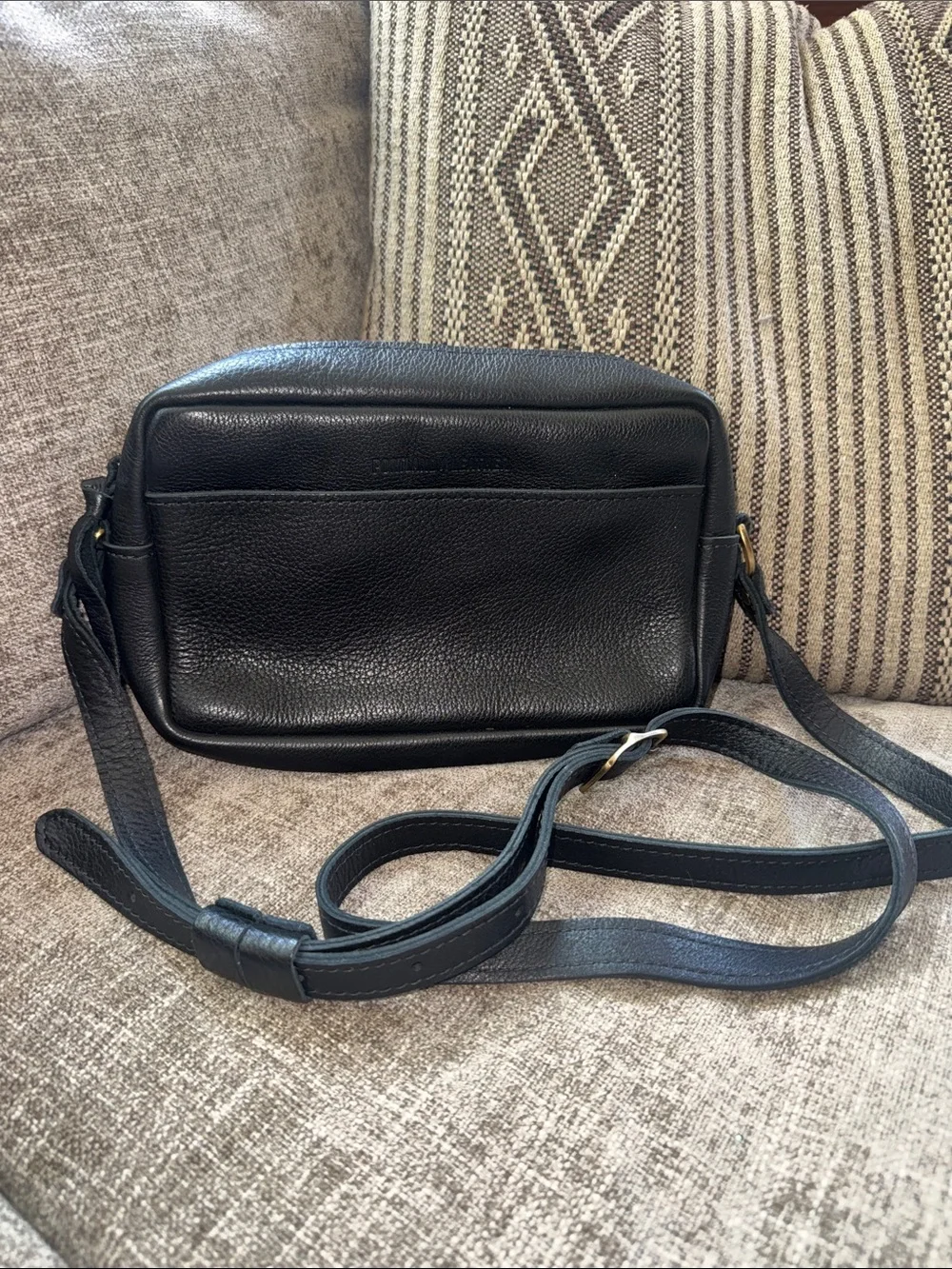 Classic Black Pebble Leather Messenger Crossbody Bag